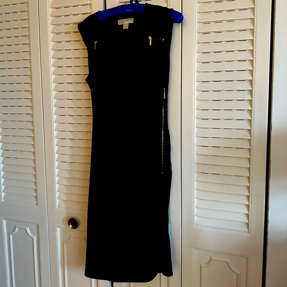 Michael Kors pull on cocktail dress. Size 10, polyester/elastase. Cold wash.